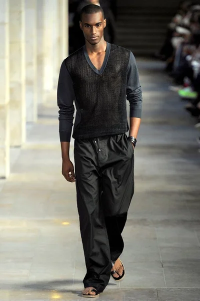 Look 46